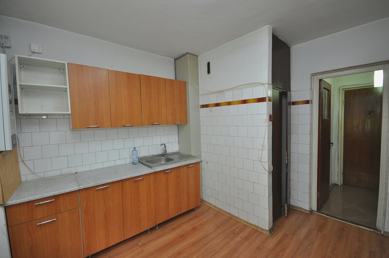 Militari, Gorjului, apartament 2 camere decomandat 56 mp, centrala proprie